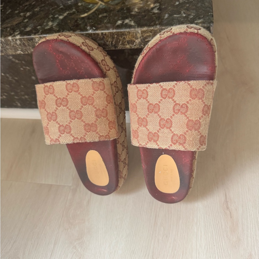 Gucci Beige and Red Slide Sandals